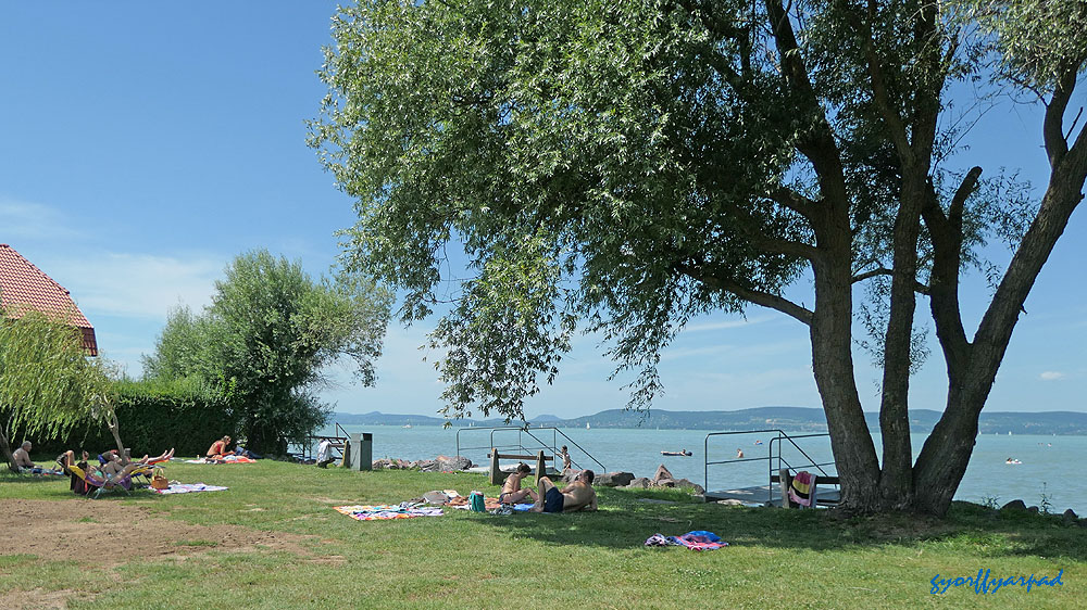 Balatonlelle – Csöpi Közi Szabadstrand – Balatontipp.hu